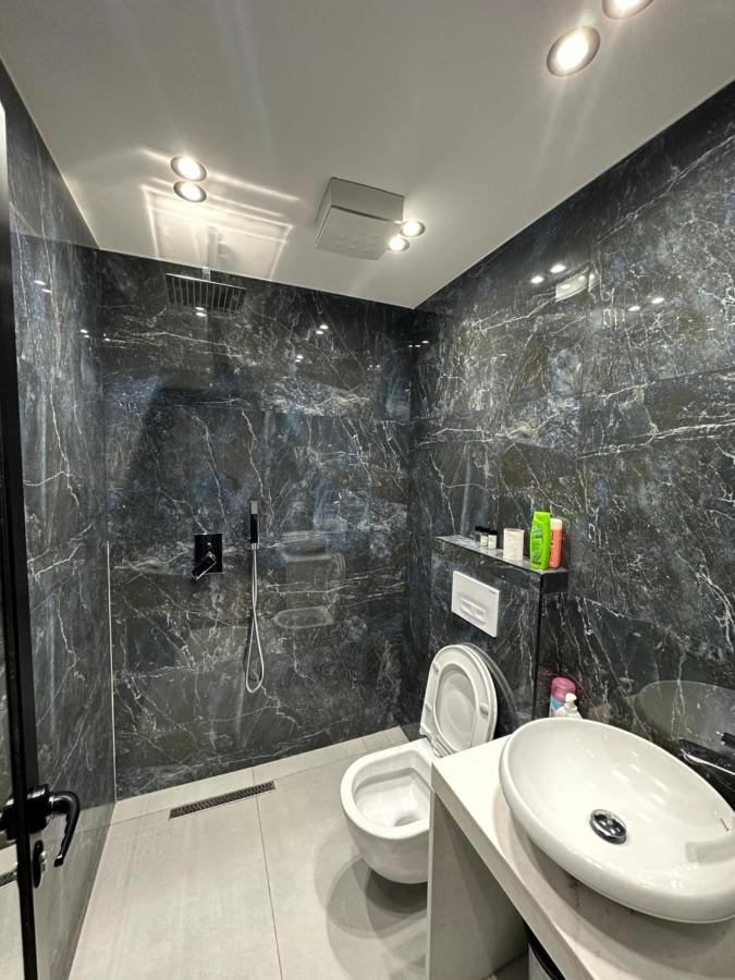 Cozystayapartments By Flow Tirana Extérieur photo